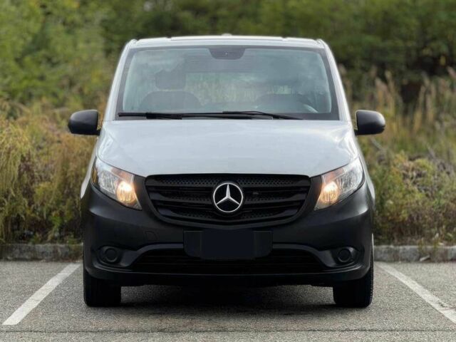 Білий Мерседес Інша, об'ємом двигуна 2 л та пробігом 24 тис. км за 19000 $, фото 1 на Automoto.ua