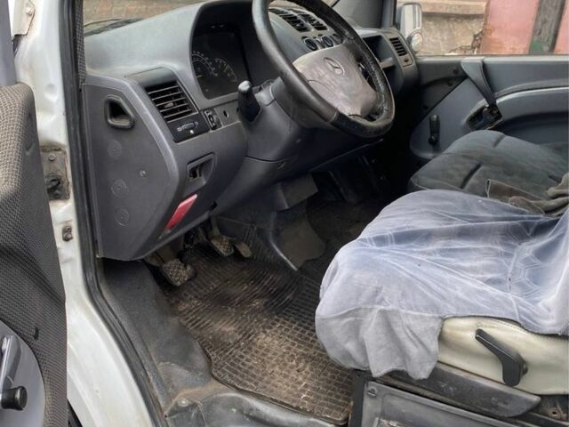 Белый Мерседес Другая, объемом двигателя 2.3 л и пробегом 420 тыс. км за 4500 $, фото 5 на Automoto.ua