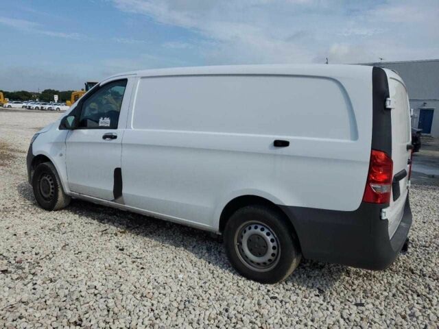 Білий Мерседес Інша, об'ємом двигуна 2 л та пробігом 30 тис. км за 13000 $, фото 1 на Automoto.ua