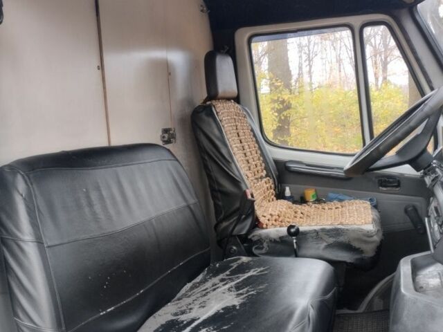 Білий Мерседес Інша, об'ємом двигуна 2.9 л та пробігом 1000 тис. км за 2500 $, фото 2 на Automoto.ua