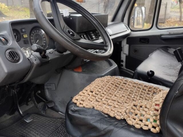 Білий Мерседес Інша, об'ємом двигуна 2.9 л та пробігом 1000 тис. км за 2500 $, фото 1 на Automoto.ua