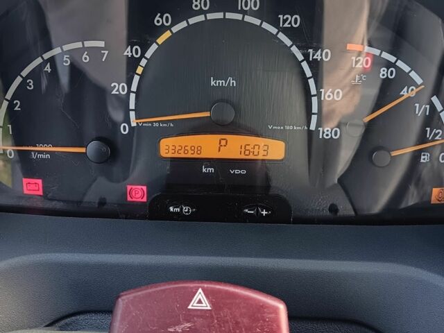 Белый Мерседес Другая, объемом двигателя 2.7 л и пробегом 332 тыс. км за 13500 $, фото 3 на Automoto.ua