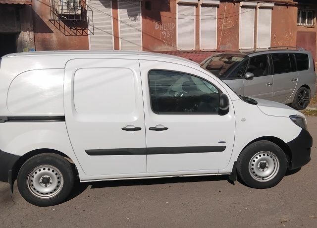 Білий Мерседес Інша, об'ємом двигуна 1.5 л та пробігом 190 тис. км за 7500 $, фото 12 на Automoto.ua