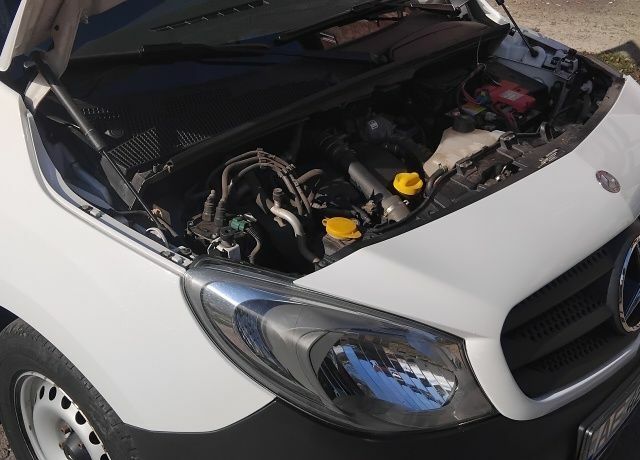 Білий Мерседес Інша, об'ємом двигуна 1.5 л та пробігом 190 тис. км за 7500 $, фото 4 на Automoto.ua