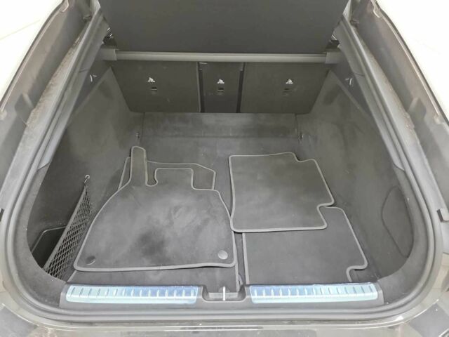 Белый Мерседес Другая, объемом двигателя 0 л и пробегом 22 тыс. км за 40000 $, фото 6 на Automoto.ua