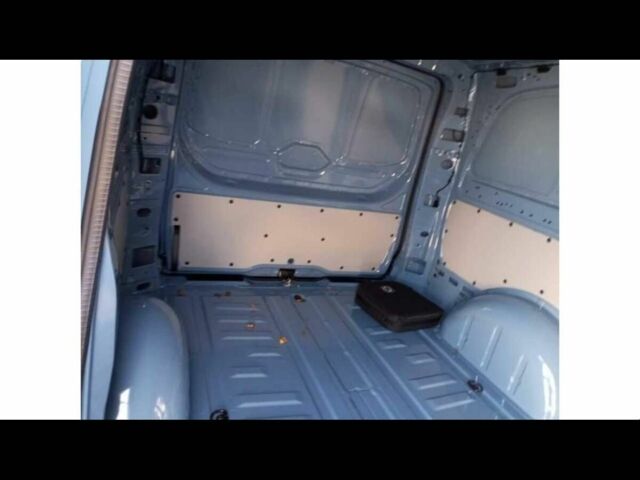 Белый Мерседес Другая, объемом двигателя 2.45 л и пробегом 1 тыс. км за 29900 $, фото 6 на Automoto.ua