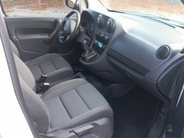 Білий Мерседес Інша, об'ємом двигуна 1.5 л та пробігом 204 тис. км за 9700 $, фото 1 на Automoto.ua