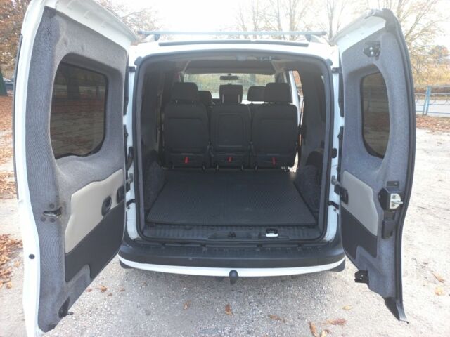 Білий Мерседес Інша, об'ємом двигуна 1.5 л та пробігом 204 тис. км за 9700 $, фото 5 на Automoto.ua