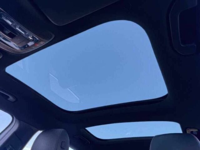 Белый Мерседес Другая, объемом двигателя 2 л и пробегом 56 тыс. км за 24000 $, фото 8 на Automoto.ua