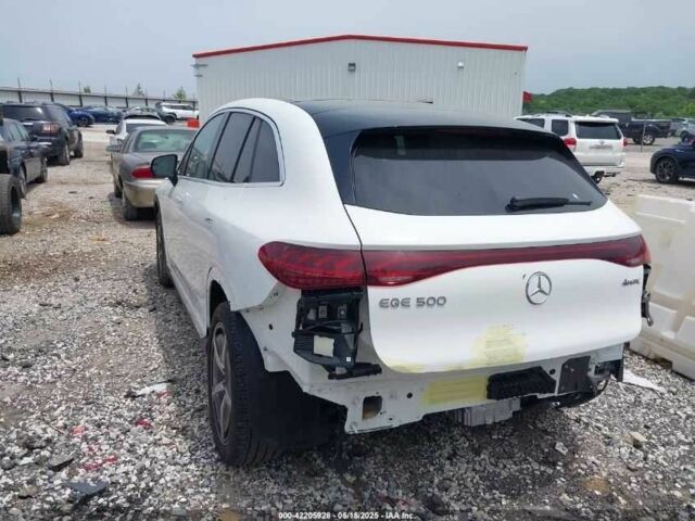 Белый Мерседес Другая, объемом двигателя 0 л и пробегом 8 тыс. км за 45000 $, фото 6 на Automoto.ua