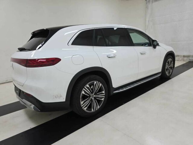 Белый Мерседес Другая, объемом двигателя 0 л и пробегом 23 тыс. км за 92000 $, фото 4 на Automoto.ua