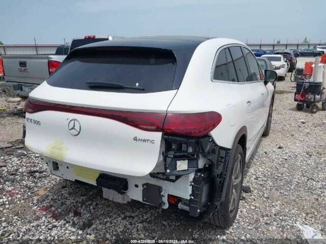 Белый Мерседес Другая, объемом двигателя 0 л и пробегом 8 тыс. км за 45000 $, фото 7 на Automoto.ua