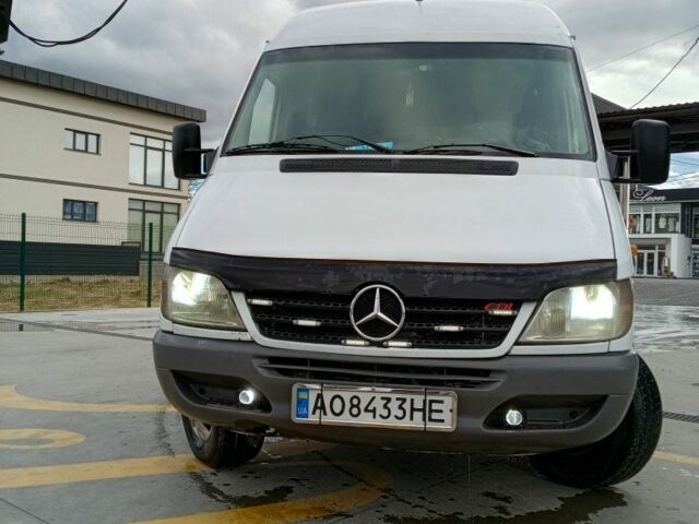 Белый Мерседес Другая, объемом двигателя 2.1 л и пробегом 526 тыс. км за 7500 $, фото 1 на Automoto.ua