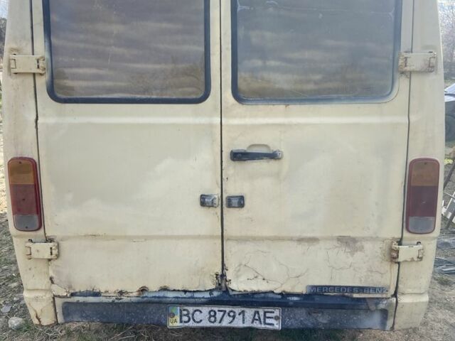 Бежевый Мерседес Другая, объемом двигателя 2.3 л и пробегом 452 тыс. км за 1500 $, фото 3 на Automoto.ua