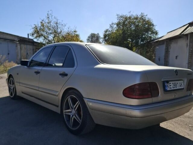 Бежевый Мерседес Другая, объемом двигателя 2.8 л и пробегом 250 тыс. км за 3000 $, фото 1 на Automoto.ua