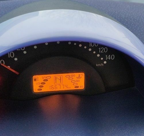 Черный Мерседес Другая, объемом двигателя 0.6 л и пробегом 166 тыс. км за 2900 $, фото 8 на Automoto.ua