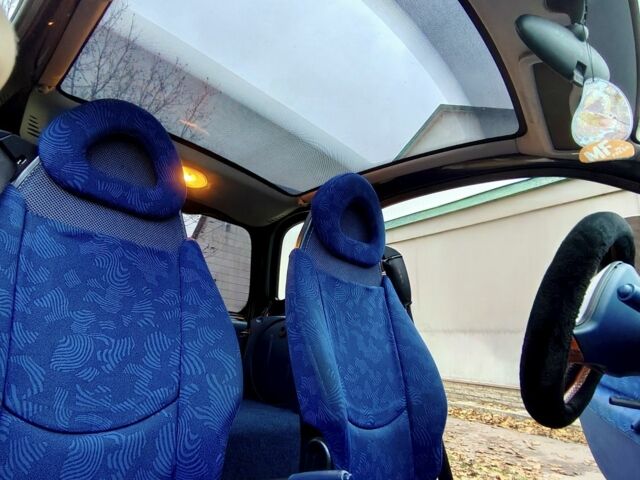 Черный Мерседес Другая, объемом двигателя 0.6 л и пробегом 166 тыс. км за 2900 $, фото 5 на Automoto.ua