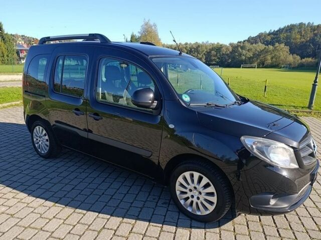 Черный Мерседес Другая, объемом двигателя 1.5 л и пробегом 235 тыс. км за 7600 $, фото 5 на Automoto.ua