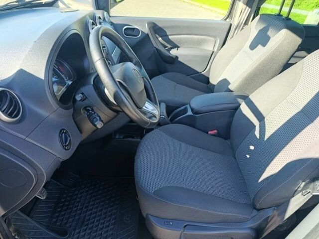 Черный Мерседес Другая, объемом двигателя 1.5 л и пробегом 235 тыс. км за 7600 $, фото 11 на Automoto.ua