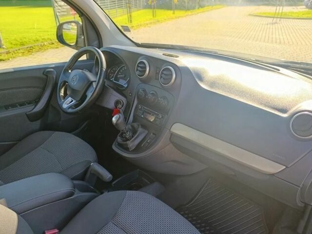 Черный Мерседес Другая, объемом двигателя 1.5 л и пробегом 235 тыс. км за 7600 $, фото 18 на Automoto.ua