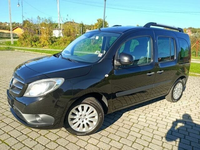 Черный Мерседес Другая, объемом двигателя 1.5 л и пробегом 235 тыс. км за 7600 $, фото 2 на Automoto.ua