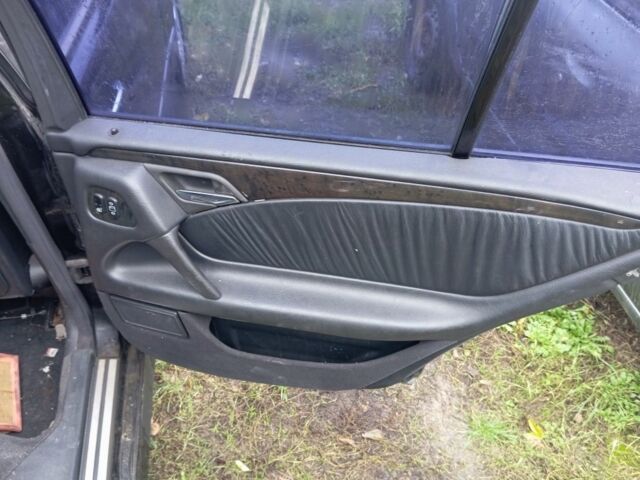 Черный Мерседес Другая, объемом двигателя 0 л и пробегом 3 тыс. км за 2200 $, фото 3 на Automoto.ua