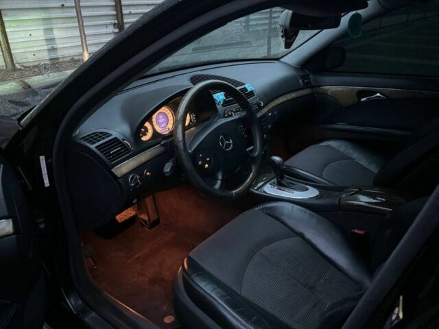 Черный Мерседес Другая, объемом двигателя 2.7 л и пробегом 317 тыс. км за 6650 $, фото 6 на Automoto.ua