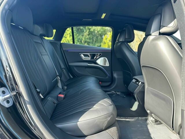 Черный Мерседес Другая, объемом двигателя 0 л и пробегом 27 тыс. км за 44000 $, фото 14 на Automoto.ua