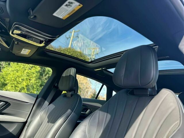 Черный Мерседес Другая, объемом двигателя 0 л и пробегом 27 тыс. км за 44000 $, фото 11 на Automoto.ua