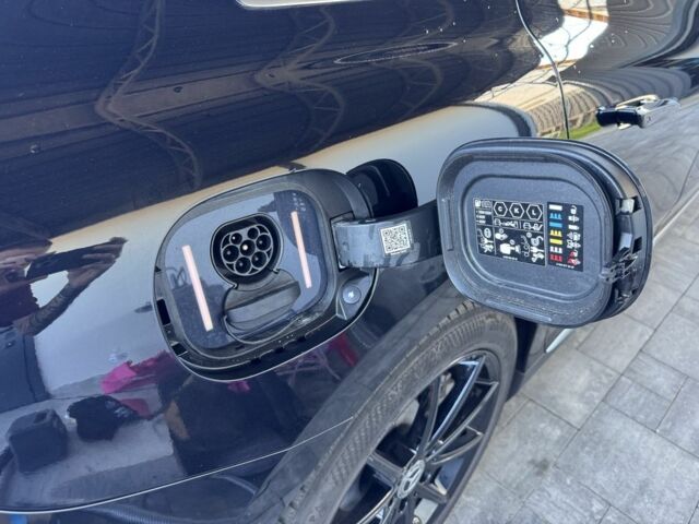 Черный Мерседес Другая, объемом двигателя 0 л и пробегом 54 тыс. км за 37999 $, фото 3 на Automoto.ua