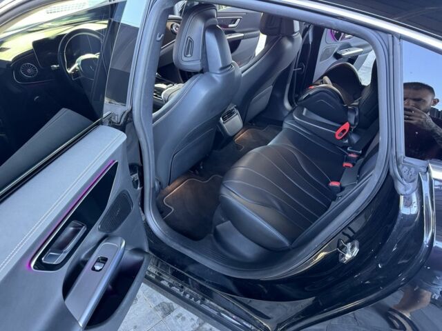 Черный Мерседес Другая, объемом двигателя 0 л и пробегом 54 тыс. км за 37999 $, фото 5 на Automoto.ua