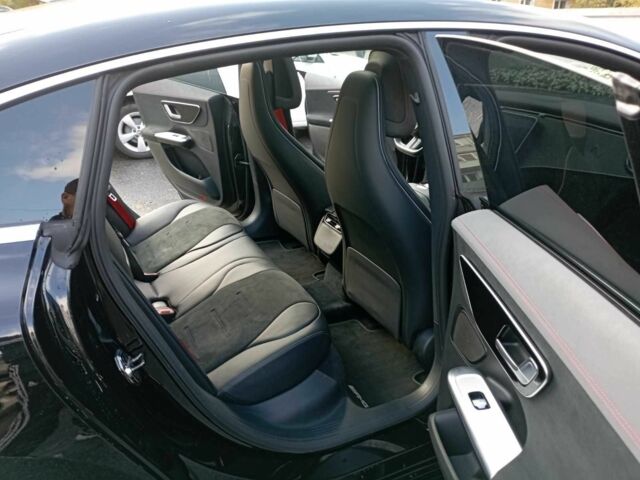 Черный Мерседес Другая, объемом двигателя 0 л и пробегом 42 тыс. км за 39990 $, фото 17 на Automoto.ua