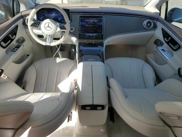 Чорний Мерседес Інша, об'ємом двигуна 0 л та пробігом 36 тис. км за 32000 $, фото 7 на Automoto.ua