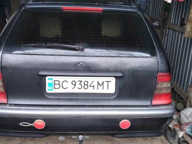 Чорний Мерседес Інша, об'ємом двигуна 2.1 л та пробігом 370 тис. км за 2000 $, фото 3 на Automoto.ua