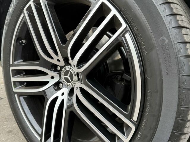 Чорний Мерседес Інша, об'ємом двигуна 3 л та пробігом 146 тис. км за 72012 $, фото 18 на Automoto.ua