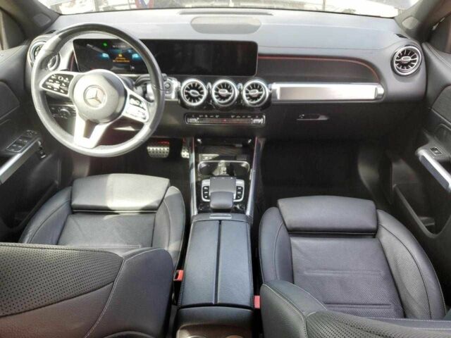 Чорний Мерседес Інша, об'ємом двигуна 2 л та пробігом 20 тис. км за 10000 $, фото 7 на Automoto.ua