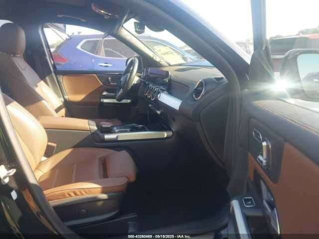 Черный Мерседес Другая, объемом двигателя 2 л и пробегом 28 тыс. км за 8000 $, фото 4 на Automoto.ua