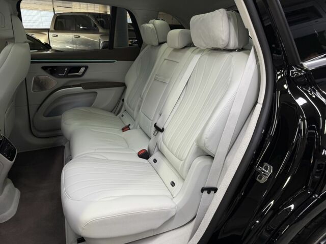 Черный Мерседес Другая, объемом двигателя 0 л и пробегом 33 тыс. км за 69900 $, фото 18 на Automoto.ua