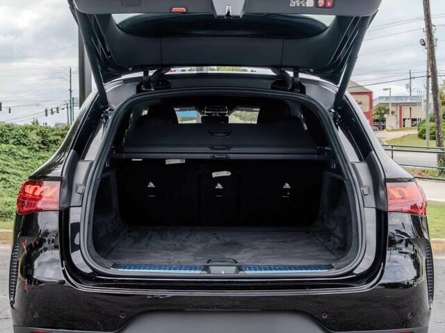 Чорний Мерседес Інша, об'ємом двигуна 0 л та пробігом 14 тис. км за 26000 $, фото 5 на Automoto.ua