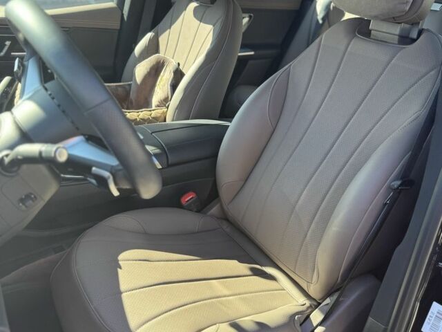 Черный Мерседес Другая, объемом двигателя 0 л и пробегом 7 тыс. км за 50000 $, фото 6 на Automoto.ua