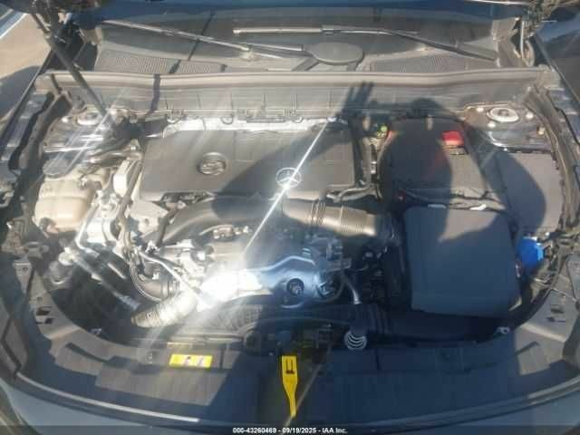 Черный Мерседес Другая, объемом двигателя 2 л и пробегом 28 тыс. км за 8000 $, фото 8 на Automoto.ua