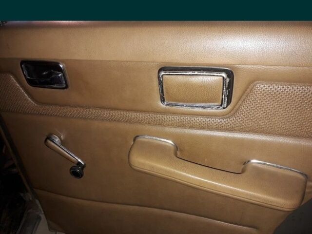 Коричневий Мерседес Інша, об'ємом двигуна 2 л та пробігом 1000 тис. км за 3500 $, фото 2 на Automoto.ua