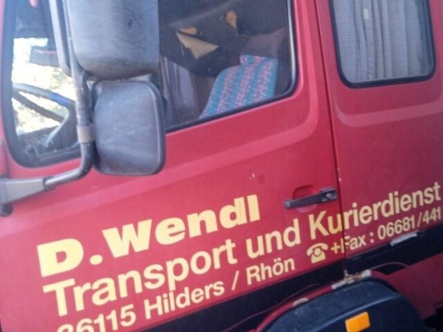 Красный Мерседес Другая, объемом двигателя 6 л и пробегом 600 тыс. км за 9500 $, фото 6 на Automoto.ua