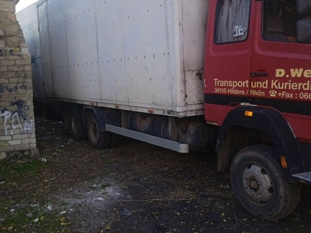 Красный Мерседес Другая, объемом двигателя 6 л и пробегом 600 тыс. км за 9500 $, фото 4 на Automoto.ua