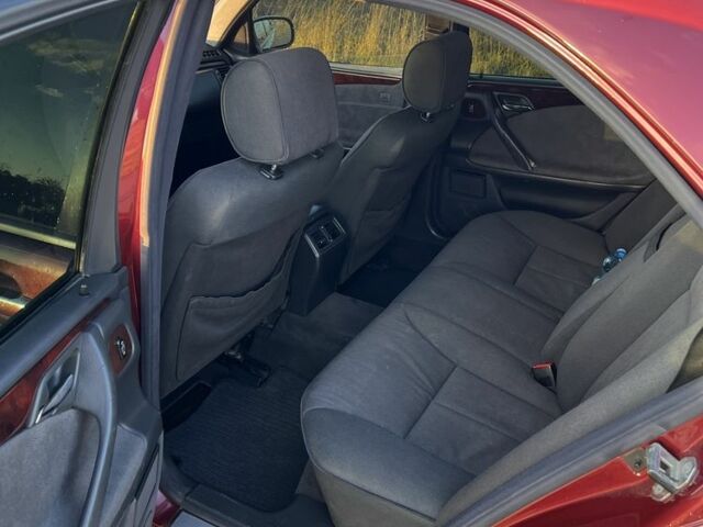 Червоний Мерседес Інша, об'ємом двигуна 2.7 л та пробігом 430 тис. км за 4350 $, фото 5 на Automoto.ua