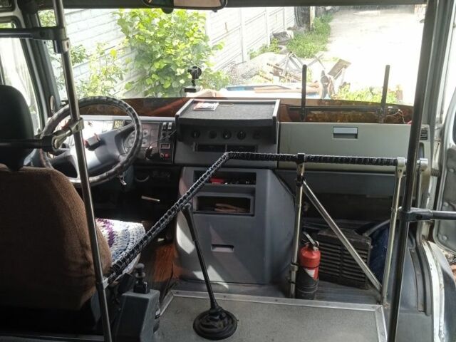 Мерседес Другая, объемом двигателя 0 л и пробегом 0 тыс. км за 7000 $, фото 3 на Automoto.ua