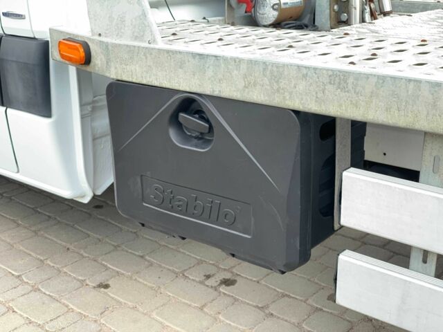 Мерседес Інша, об'ємом двигуна 0 л та пробігом 0 тис. км за 19799 $, фото 10 на Automoto.ua