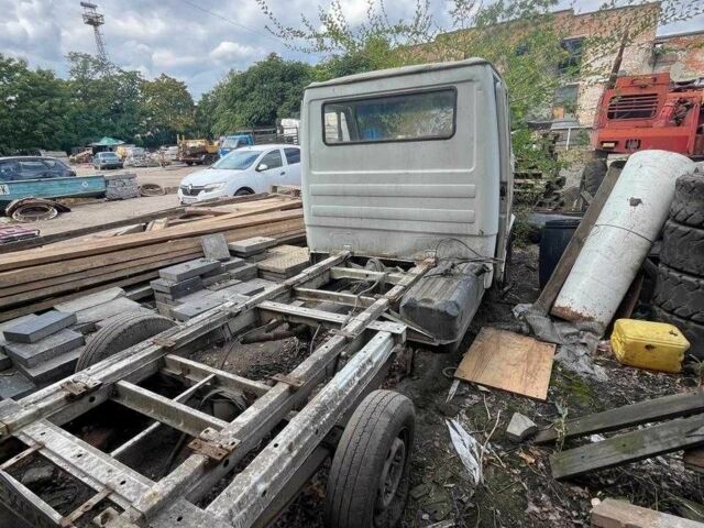 Мерседес Другая, объемом двигателя 0 л и пробегом 0 тыс. км за 300 $, фото 1 на Automoto.ua