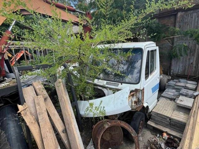 Мерседес Другая, объемом двигателя 0 л и пробегом 0 тыс. км за 300 $, фото 8 на Automoto.ua