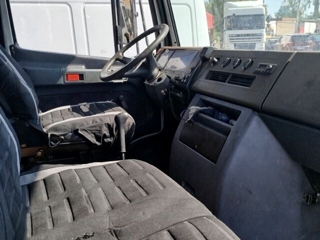 Мерседес Другая, объемом двигателя 0 л и пробегом 0 тыс. км за 9500 $, фото 10 на Automoto.ua